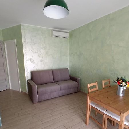 E&C Suites Roma 丽都迪奥斯蒂亚 外观 照片